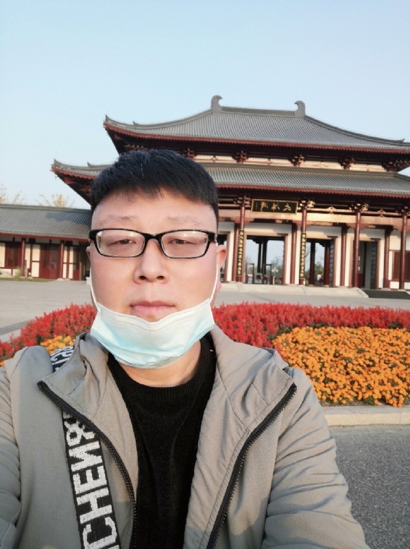 神经蛙的第一张照片--新乡相亲服务中心