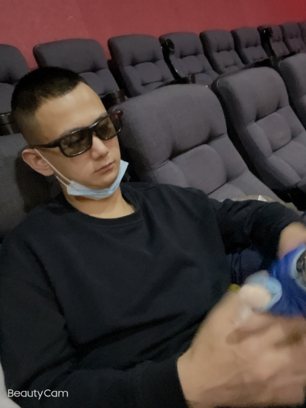 小五的第三张照片--新乡相亲服务中心