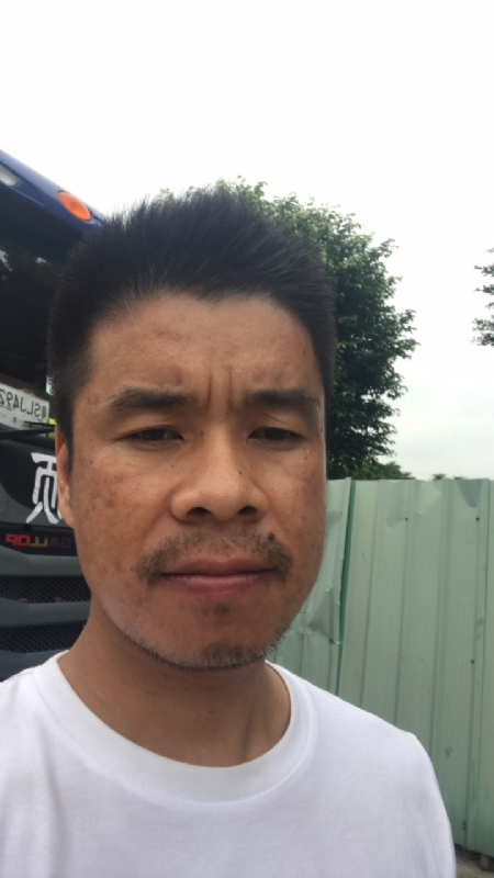 奔跑的蜗牛的第一张照片--新乡相亲服务中心