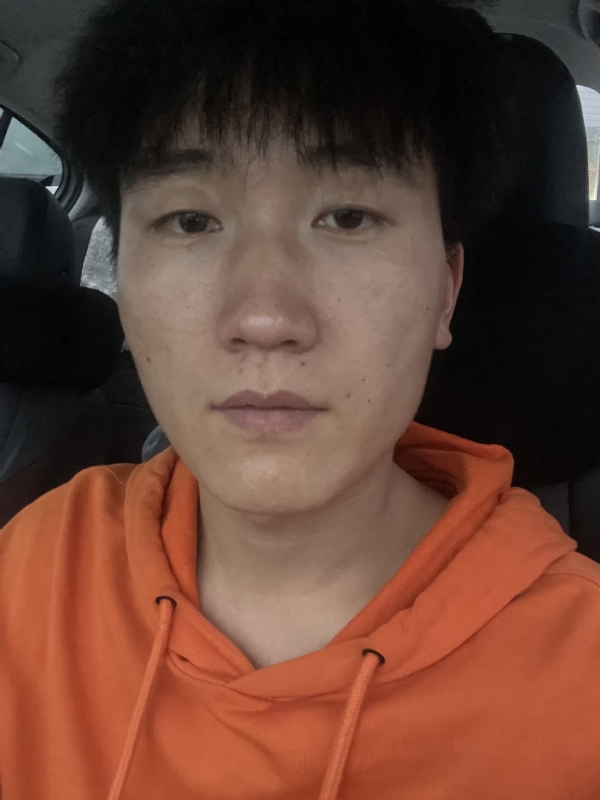 李的第四张照片--新乡相亲服务中心