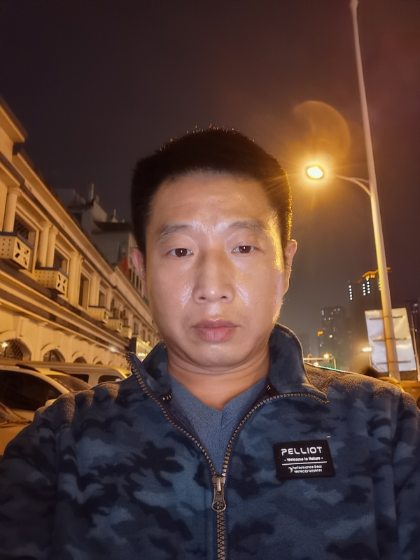 偷偷说的第一张照片--新乡相亲服务中心