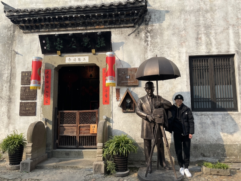 喝可乐的猫的第一张照片--新乡相亲服务中心