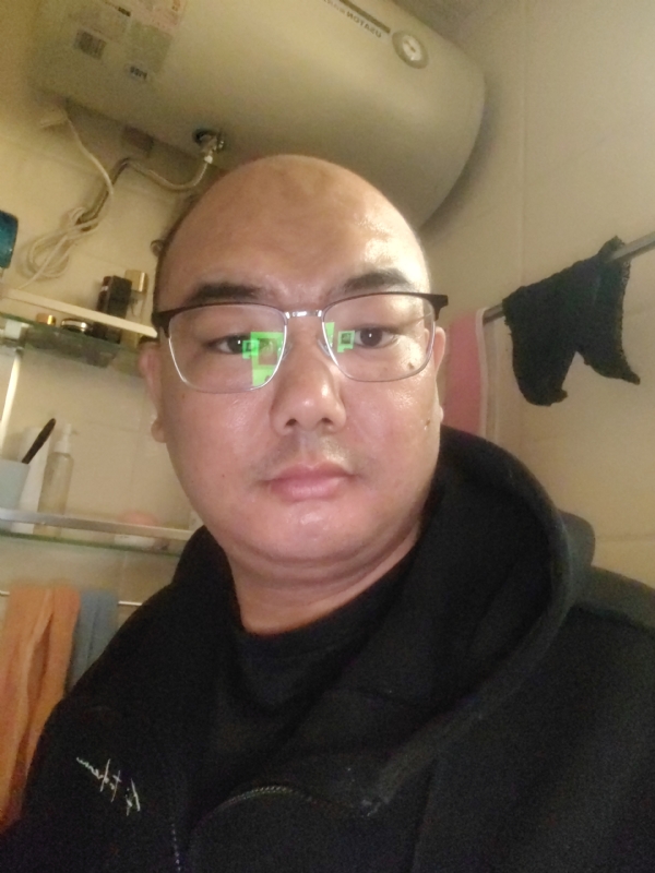 小胖子的第一张照片--新乡相亲服务中心