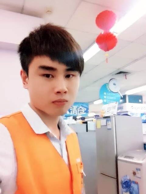 罗自强的第一张照片--新乡相亲服务中心