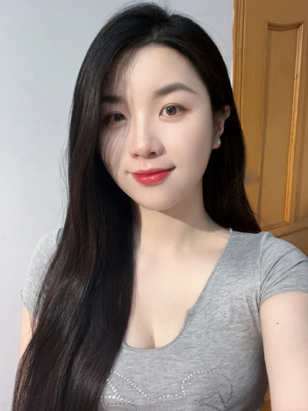 乔乔在寻爱的第二张照片--新乡相亲服务中心