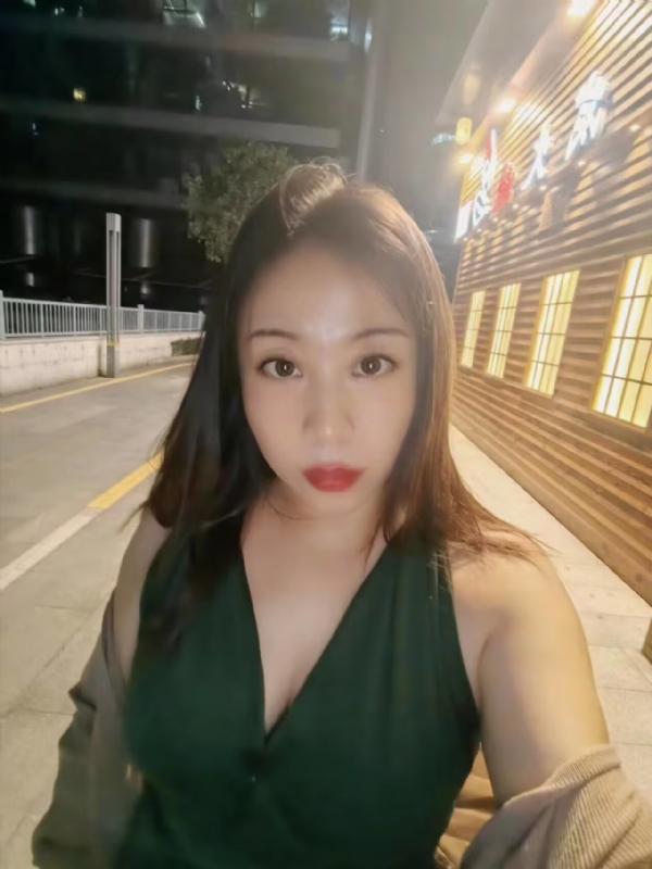 叶子青青的第三张照片--新乡相亲服务中心