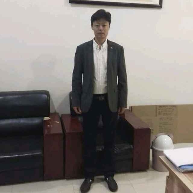 蓝天白云的第二张照片--新乡相亲服务中心