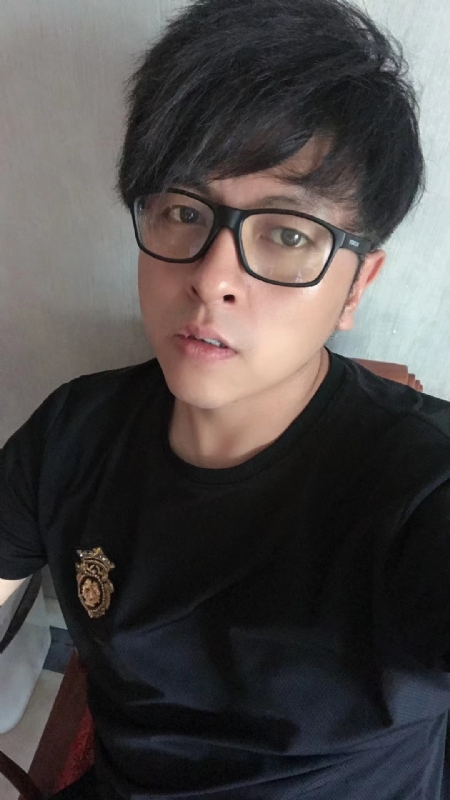 爱你永远不容易的第一张照片--新乡相亲服务中心