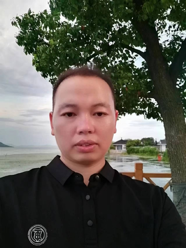 一起说晚安的第一张照片--新乡相亲服务中心