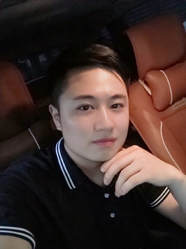 生活再继续的第一张照片--新乡相亲服务中心