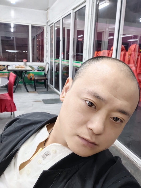 大连相亲的第一张照片--新乡相亲服务中心