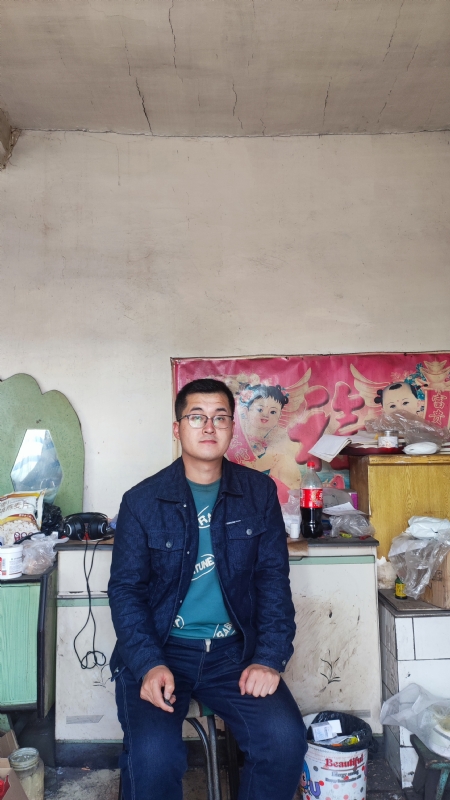 单身小王的第一张照片--新乡相亲服务中心