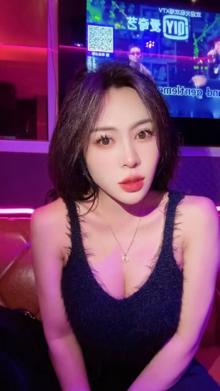 素素可月的第一张照片--新乡相亲服务中心