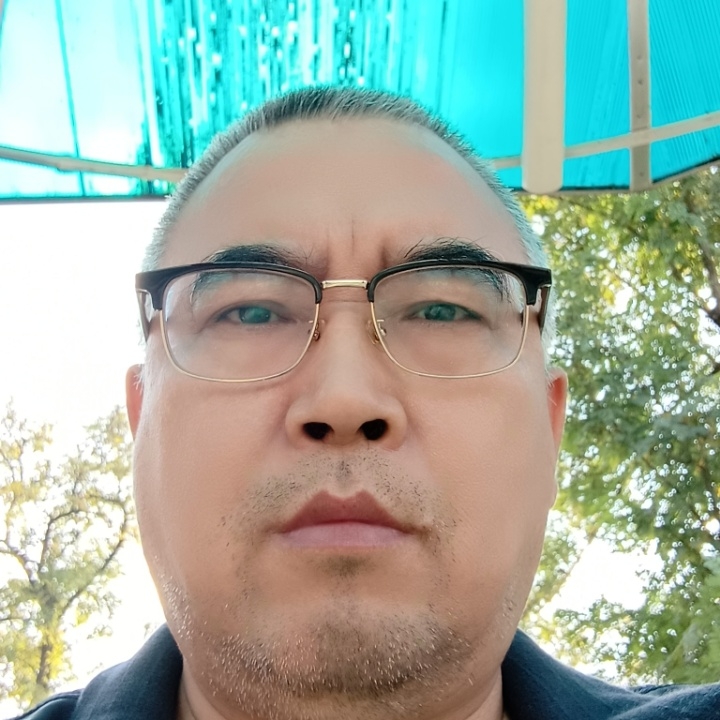 绿萝的第一张照片--新乡相亲服务中心