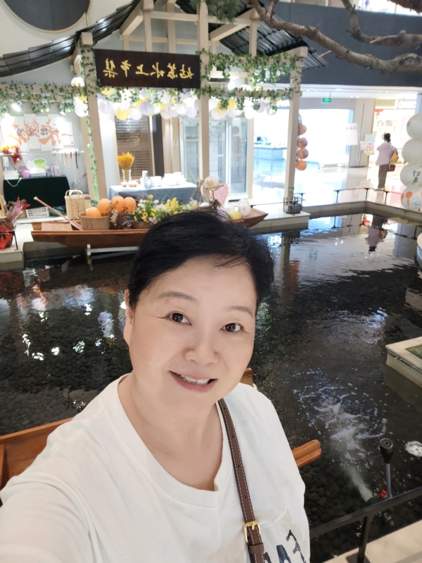 丁姐爱生活的第三张照片--新乡相亲服务中心