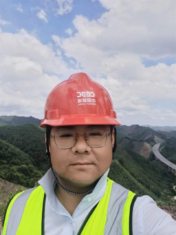 冰城小土匪的第一张照片--新乡相亲服务中心