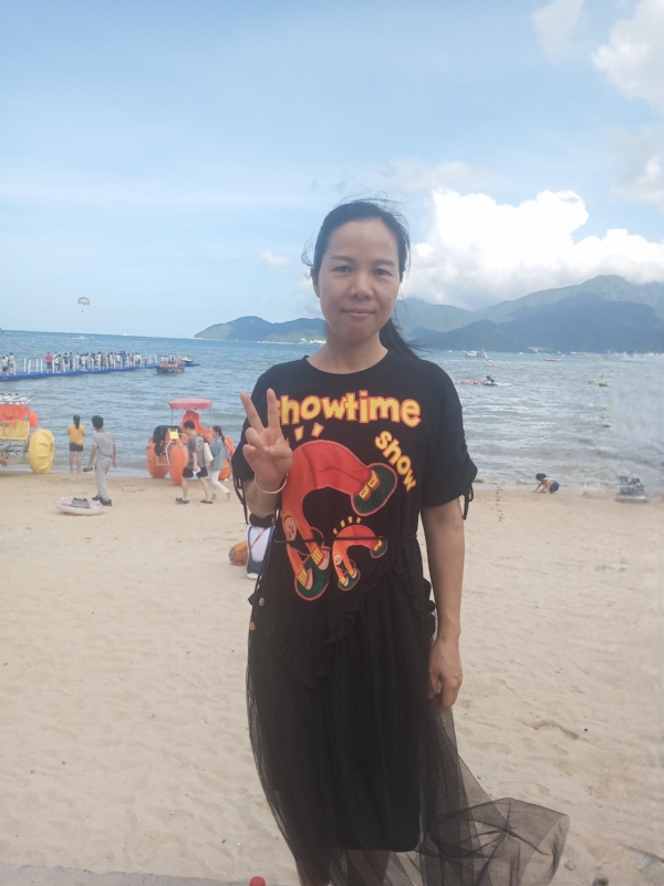 容容的第一张照片--新乡相亲服务中心