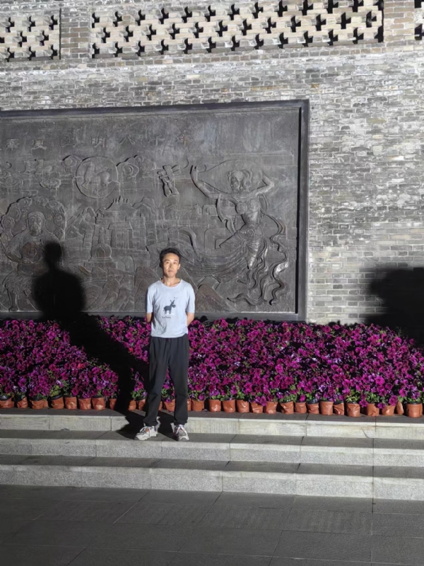 威风凛凛的第一张照片--新乡相亲服务中心