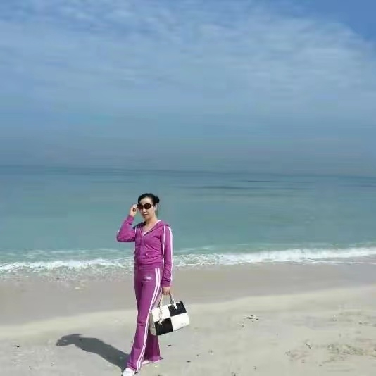 红红的第一张照片--新乡相亲服务中心