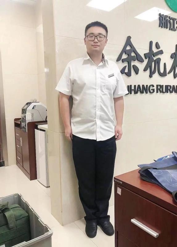 君临天下的第一张照片--新乡相亲服务中心