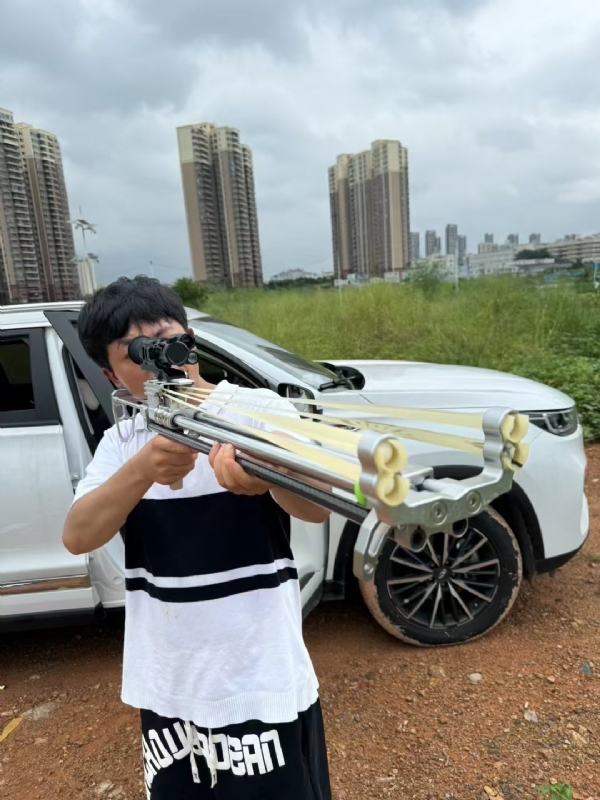 凌其飞的第一张照片--新乡相亲服务中心