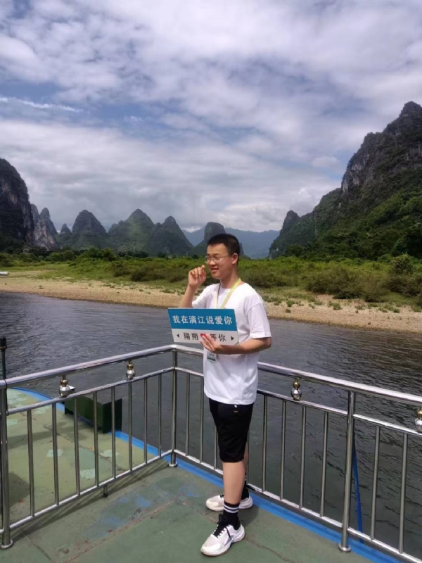 决胜时刻的第三张照片--新乡相亲服务中心