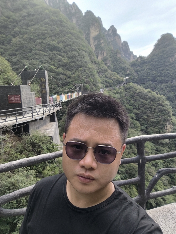 大海的第一张照片--新乡相亲服务中心