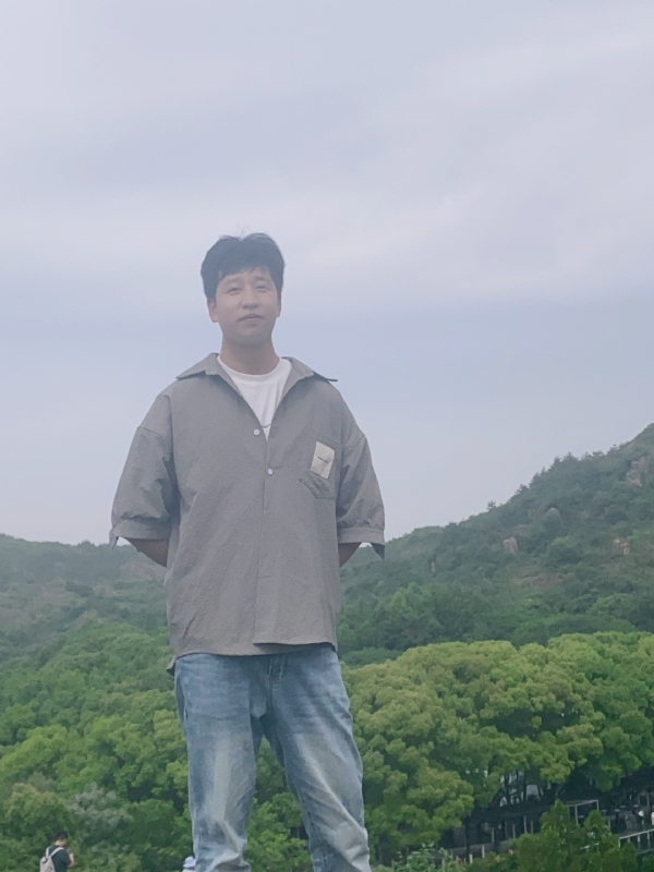 渐行渐远的第二张照片--新乡相亲服务中心