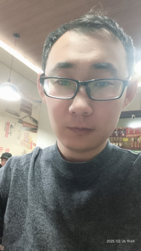 黑黑一笑的第一张照片--新乡相亲服务中心