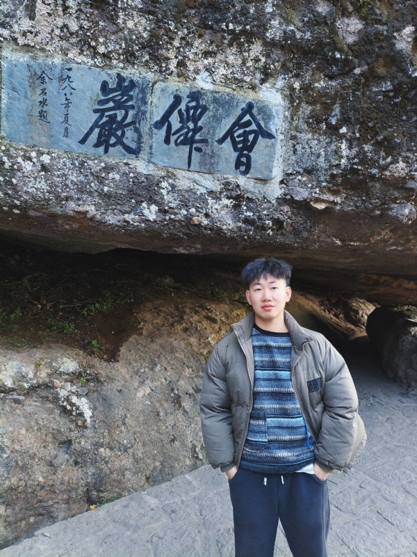 帅邓拖网速的第二张照片--新乡相亲服务中心