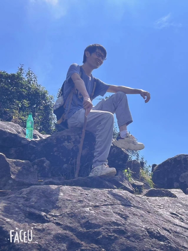 落叶之秋的第二张照片--新乡相亲服务中心