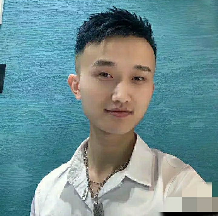 小哥哥的第一张照片--新乡相亲服务中心