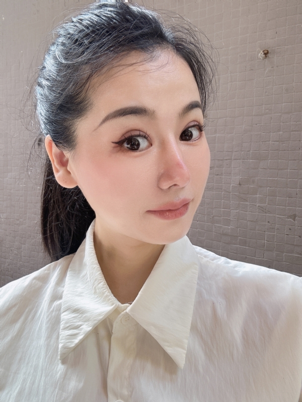 金莉的第二张照片--新乡相亲服务中心