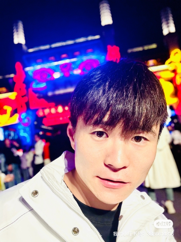 两年又三年的第二张照片--新乡相亲服务中心