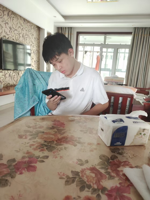 铁在烧的第一张照片--新乡相亲服务中心