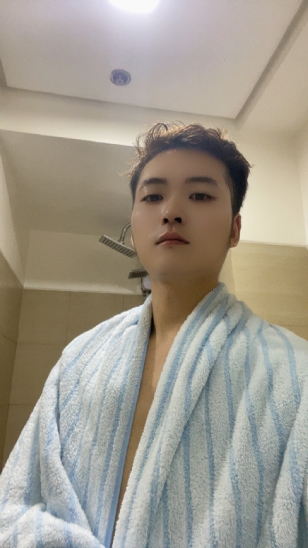 凡尘的第一张照片--新乡相亲服务中心