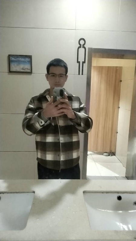 随缘的第一张照片--新乡相亲服务中心