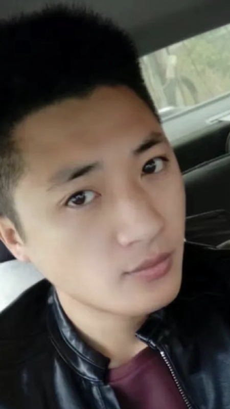 小汤米的第二张照片--新乡相亲服务中心