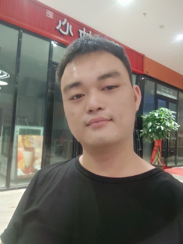 寻找另一半的第一张照片--新乡相亲服务中心