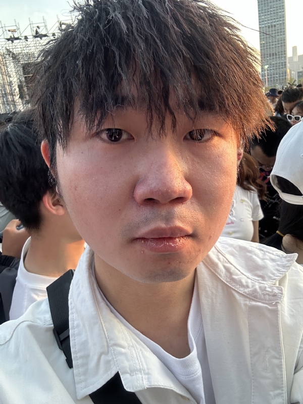 会修电脑的小杨的第一张照片--新乡相亲服务中心