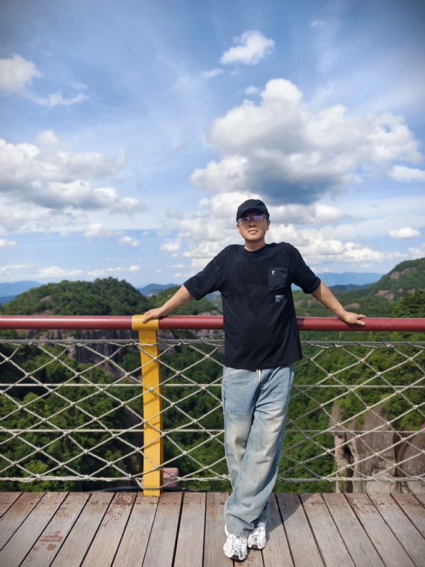 我心飞翔cjb的第三张照片--新乡相亲服务中心