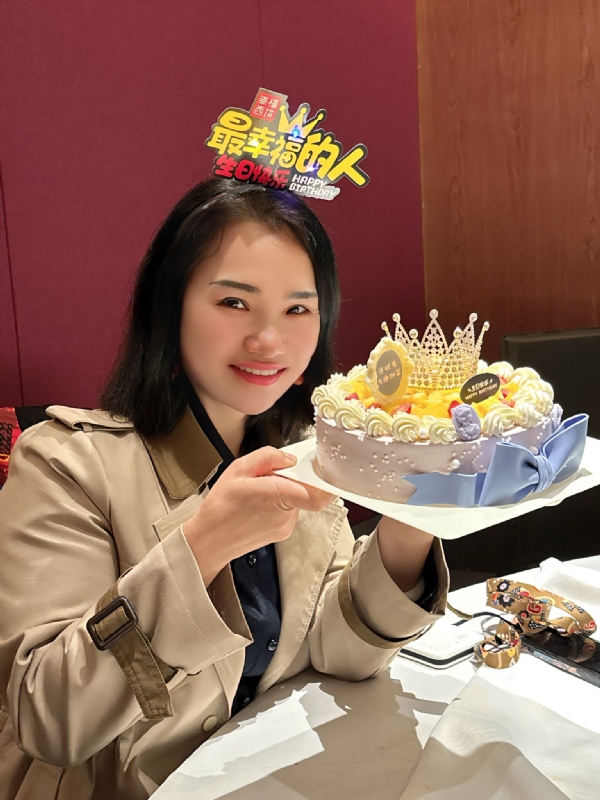 Apple的第一张照片--新乡相亲服务中心