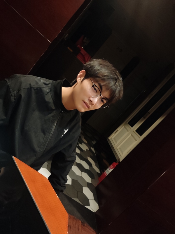 夜听雨的第一张照片--新乡相亲服务中心