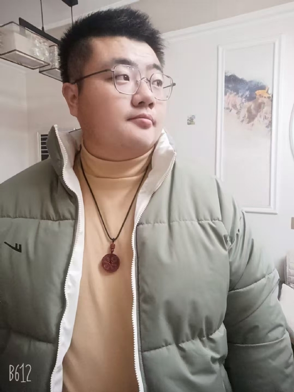 浦宁先生的第一张照片--新乡相亲服务中心