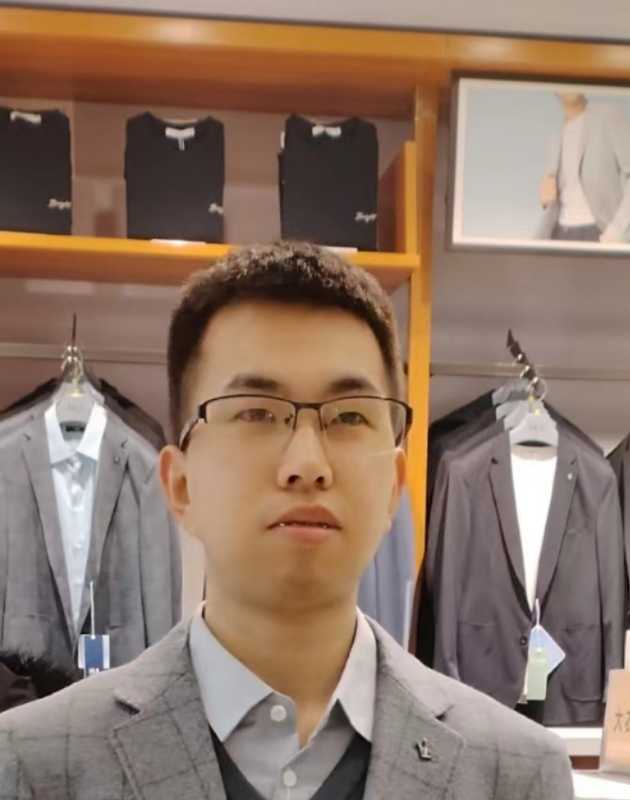 吴桐的第一张照片--新乡相亲服务中心