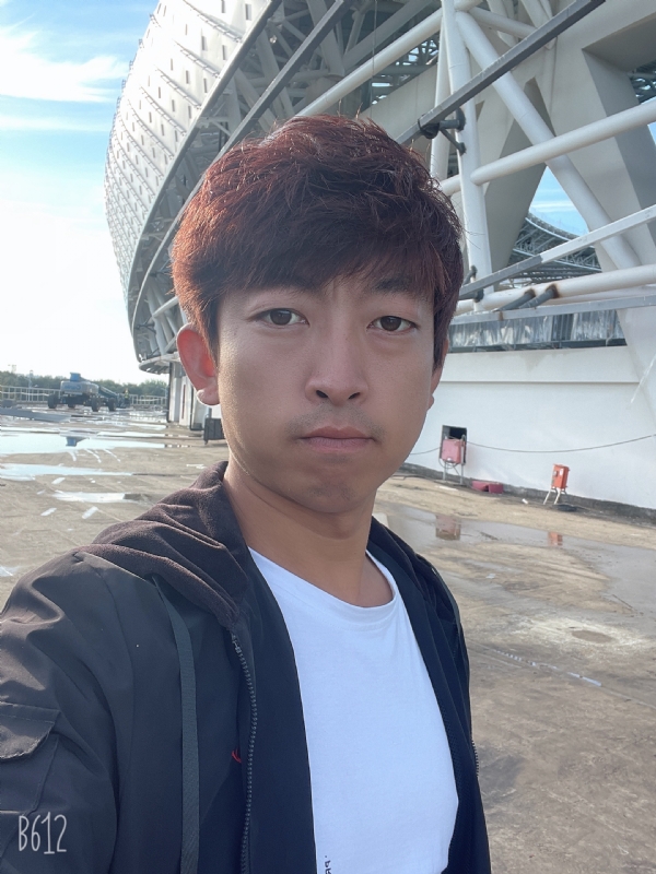 绅士大男孩的第一张照片--新乡相亲服务中心