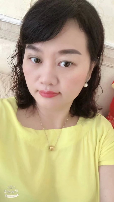 微笑的第一张照片--新乡相亲服务中心