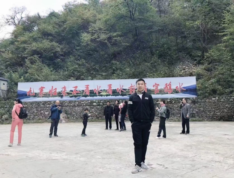 牵手的第一张照片--新乡相亲服务中心