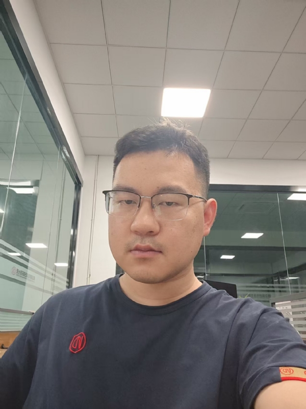 雨落浅响的第一张照片--新乡相亲服务中心