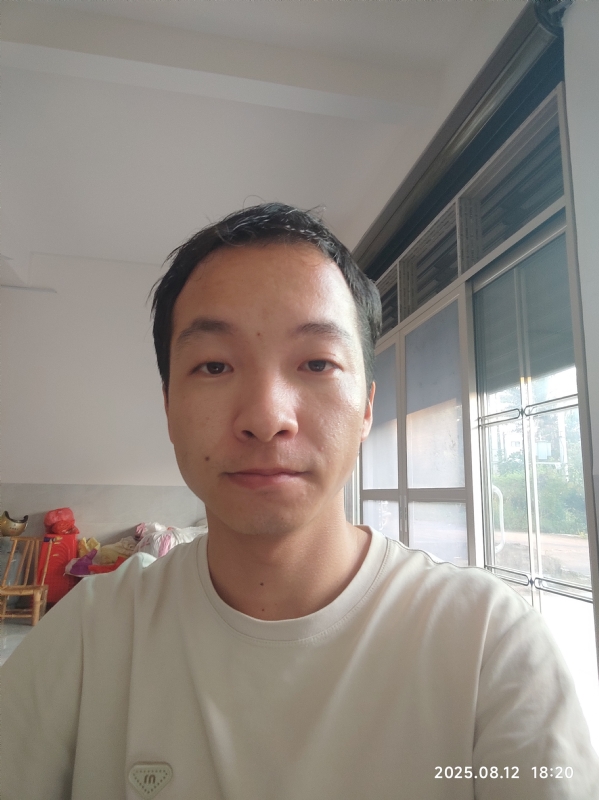 杨培鑫的第一张照片--新乡相亲服务中心